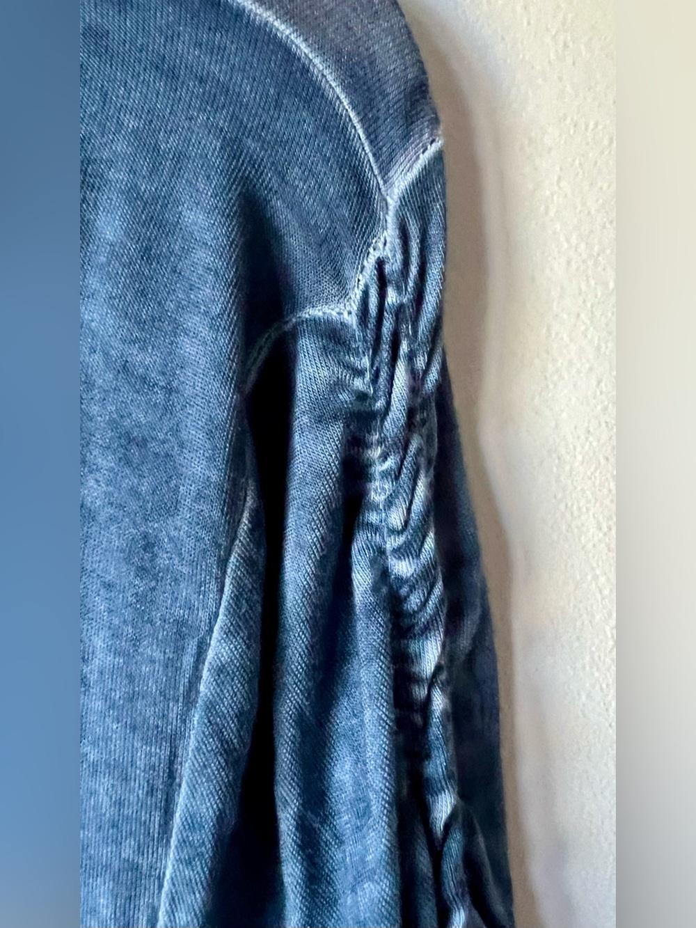 NWT Cable & Gauge Denim Blue Ruched Long Sleeve Shirt Size L - Picture 6 of 10